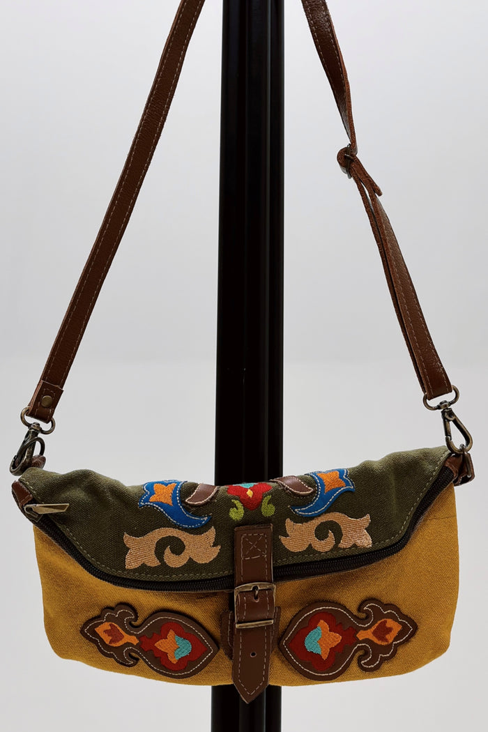Handmade Canvas Yacamim Fanny Pack #772