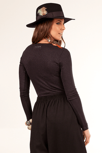 Yacamim B2 Black Basic Long-Sleeve Blouse