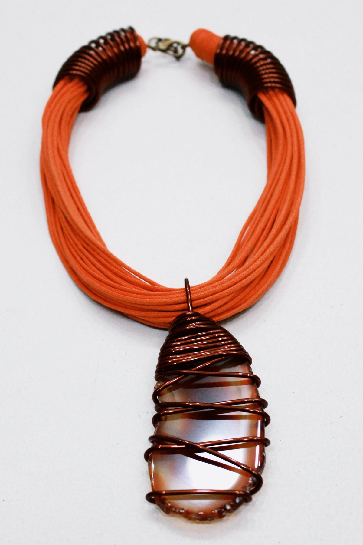 Handcrafted Necklace with Agate Stone Yacamim #535