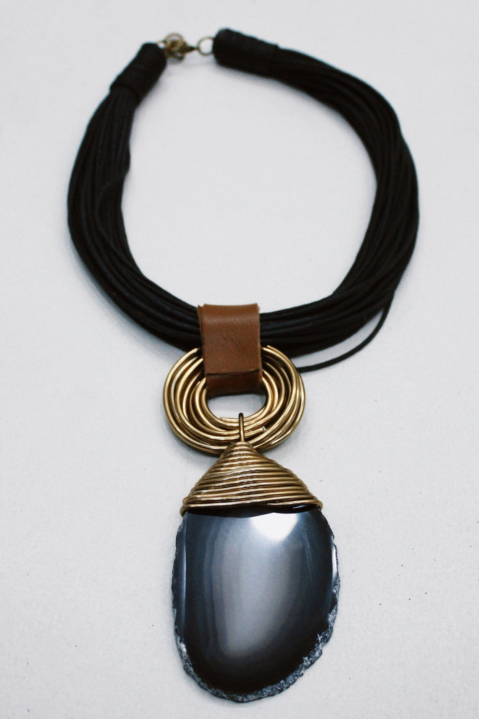 Handmade Necklace with Agate Yacamim Stone #539