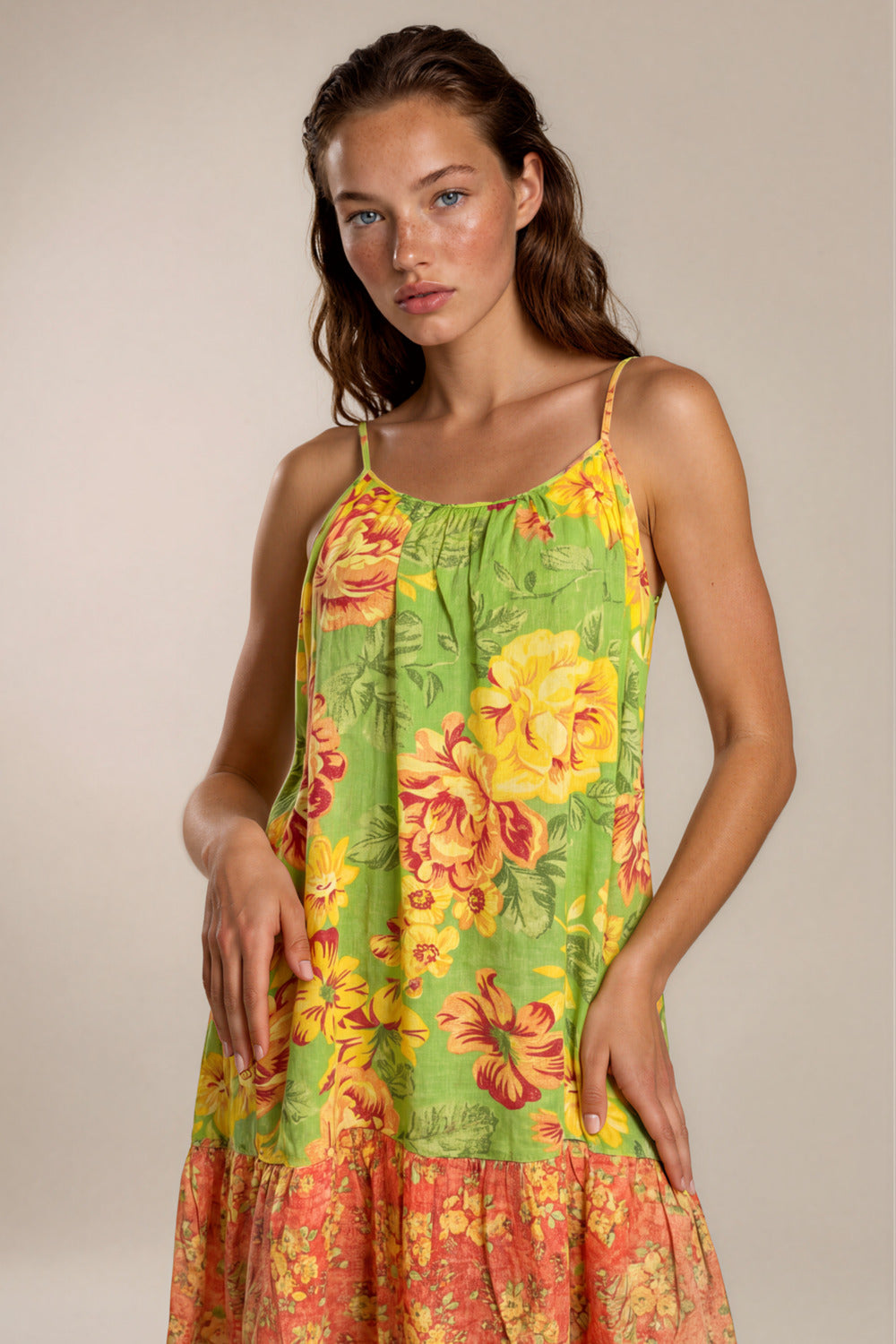 Vestido Midi De Alças Reguláveis Verde Patchwork Yacamim C29