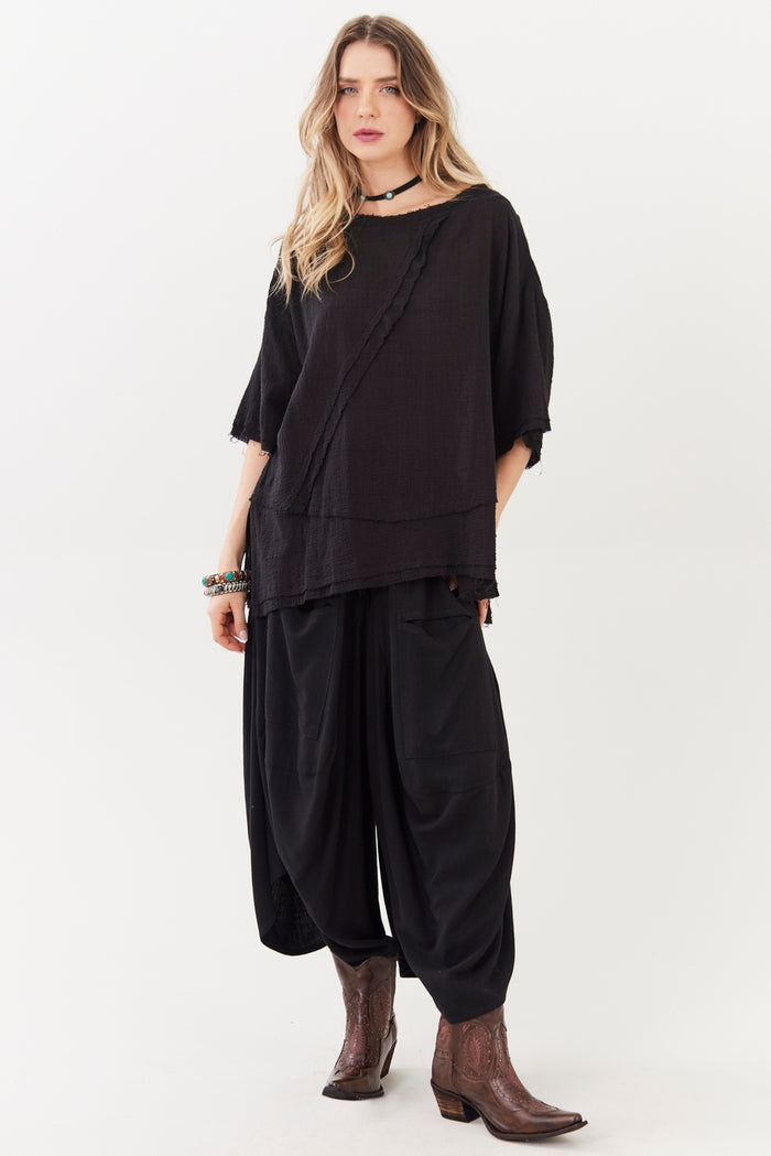 Calça Pantacourt Saruel Com Bolsões Preto Yacamim G7