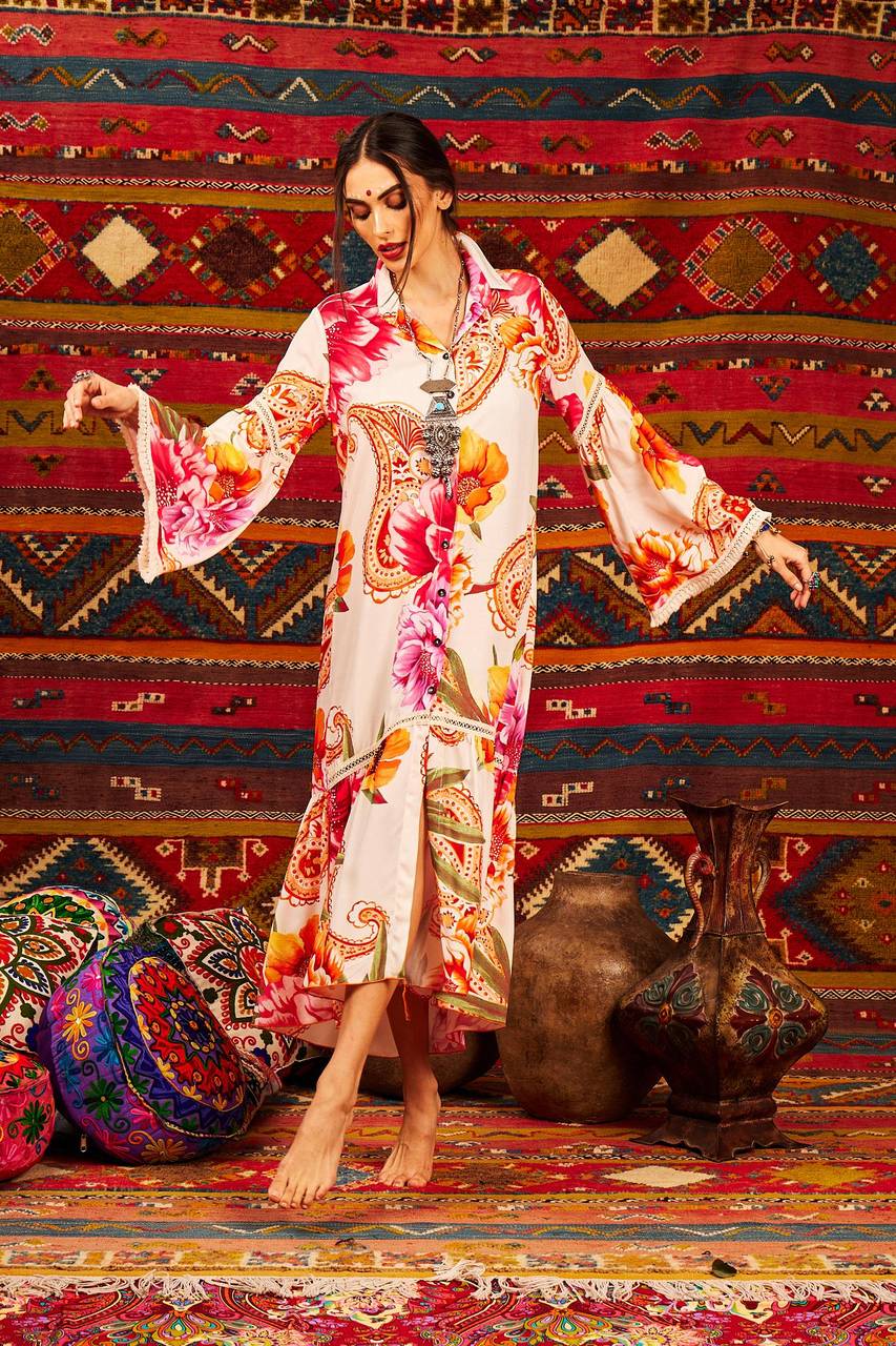 Yacamim Beige Cashmere Print Midi Shirt with Flared Long Sleeves