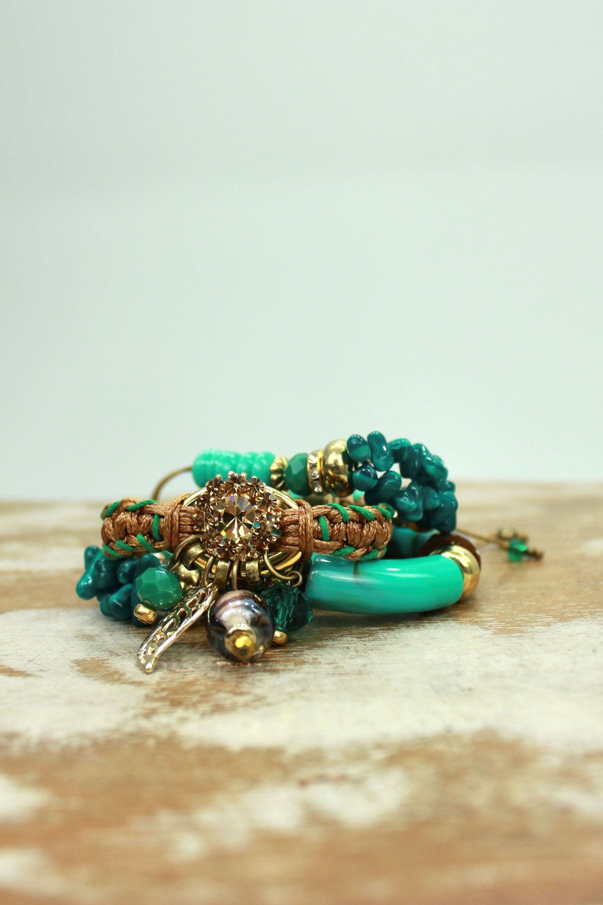 Yacamim Bracelet Kit with Mixed Charms #366