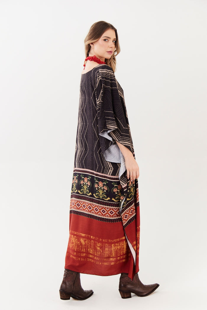 Kaftan Amplo Preto E Terracota Estampado Yacamim J5