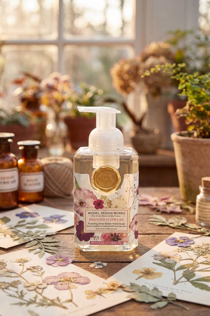 Pressed Flowers Yacamim Liquid Soap