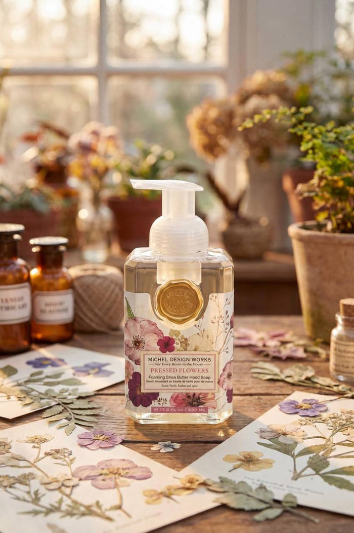 Pressed Flowers Yacamim Liquid Soap