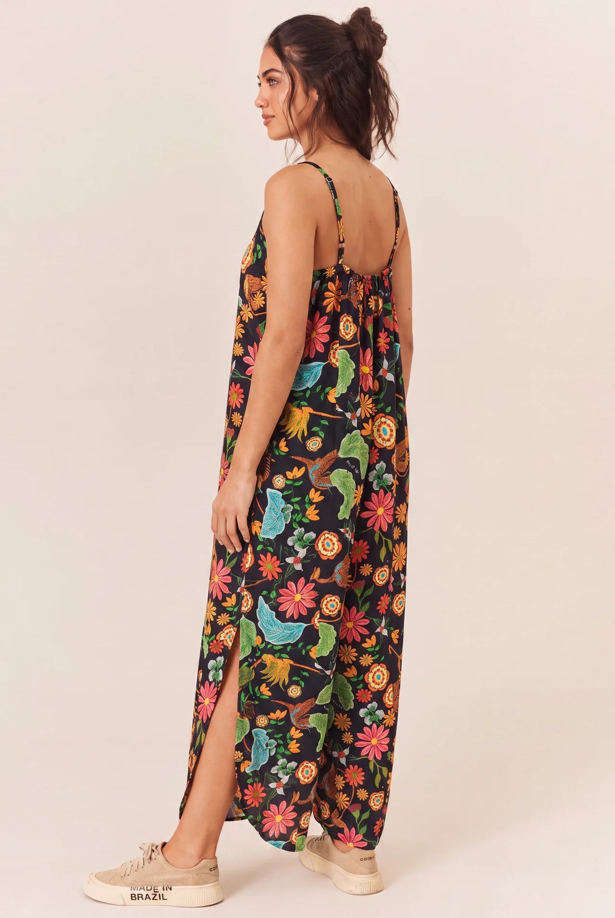 Vestido Midi Com Alças Reguláveis Preto Floral Yacamim T4