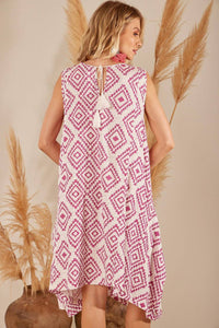 Yacamim White and Pink Printed Sleeveless Short Dress