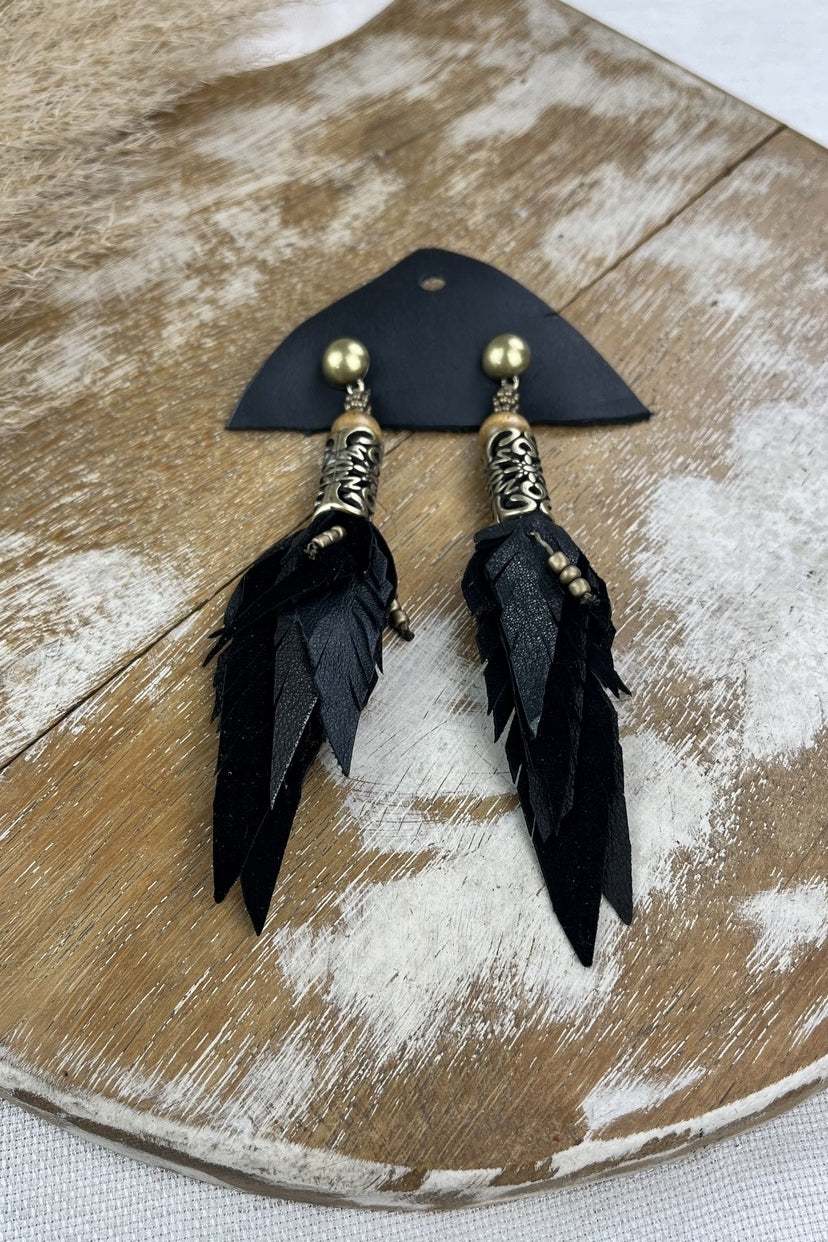 Handcrafted Black Leather Earring with Embossed Metal Yacamim #151