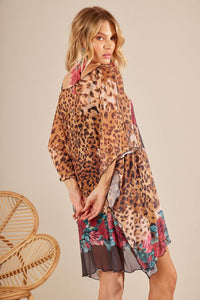 Yacamim Wide Transparent Frida Kahlo Animal Print Robe