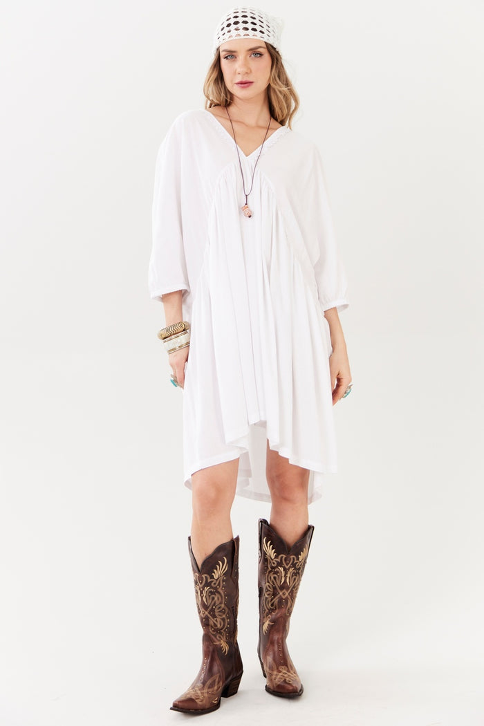 White Yacamim E18 Short Dress with V-Neck