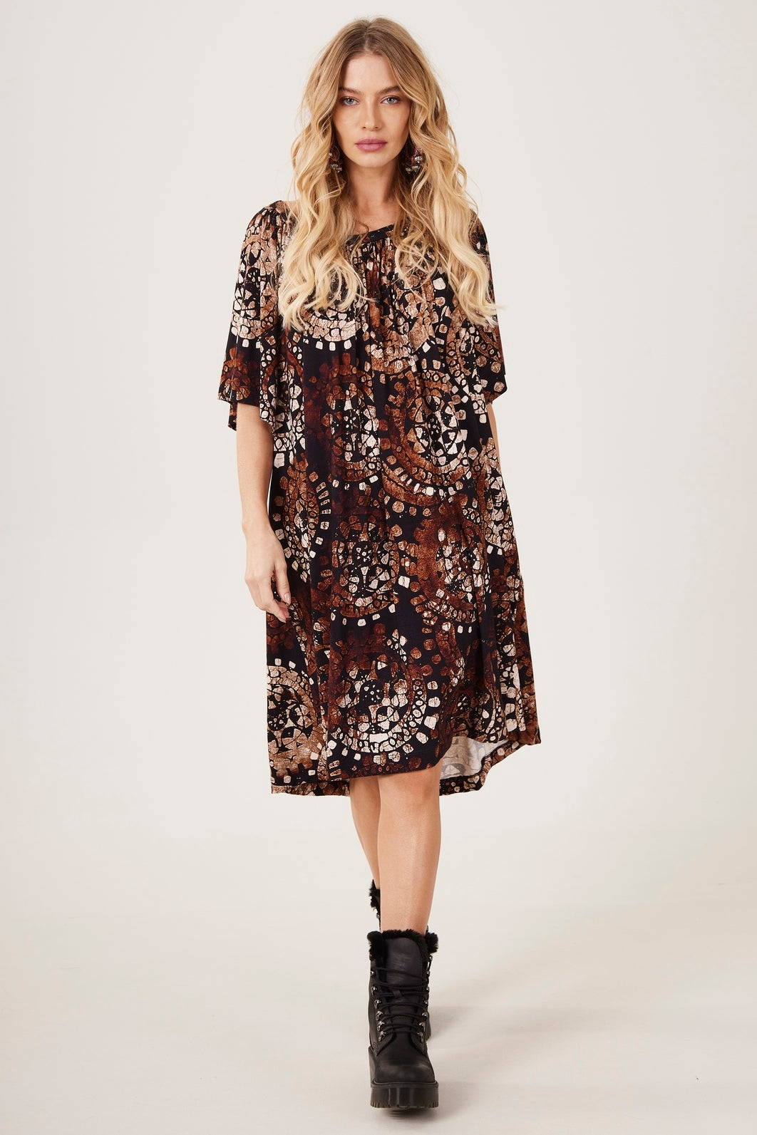 Yacamim Women's Brown Batik Print Off-the-Shoulder Mini Dress C10