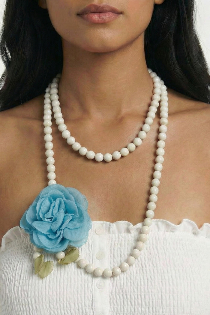 Colar Ave Maria Com Flor Azul Claro Yacamim #558