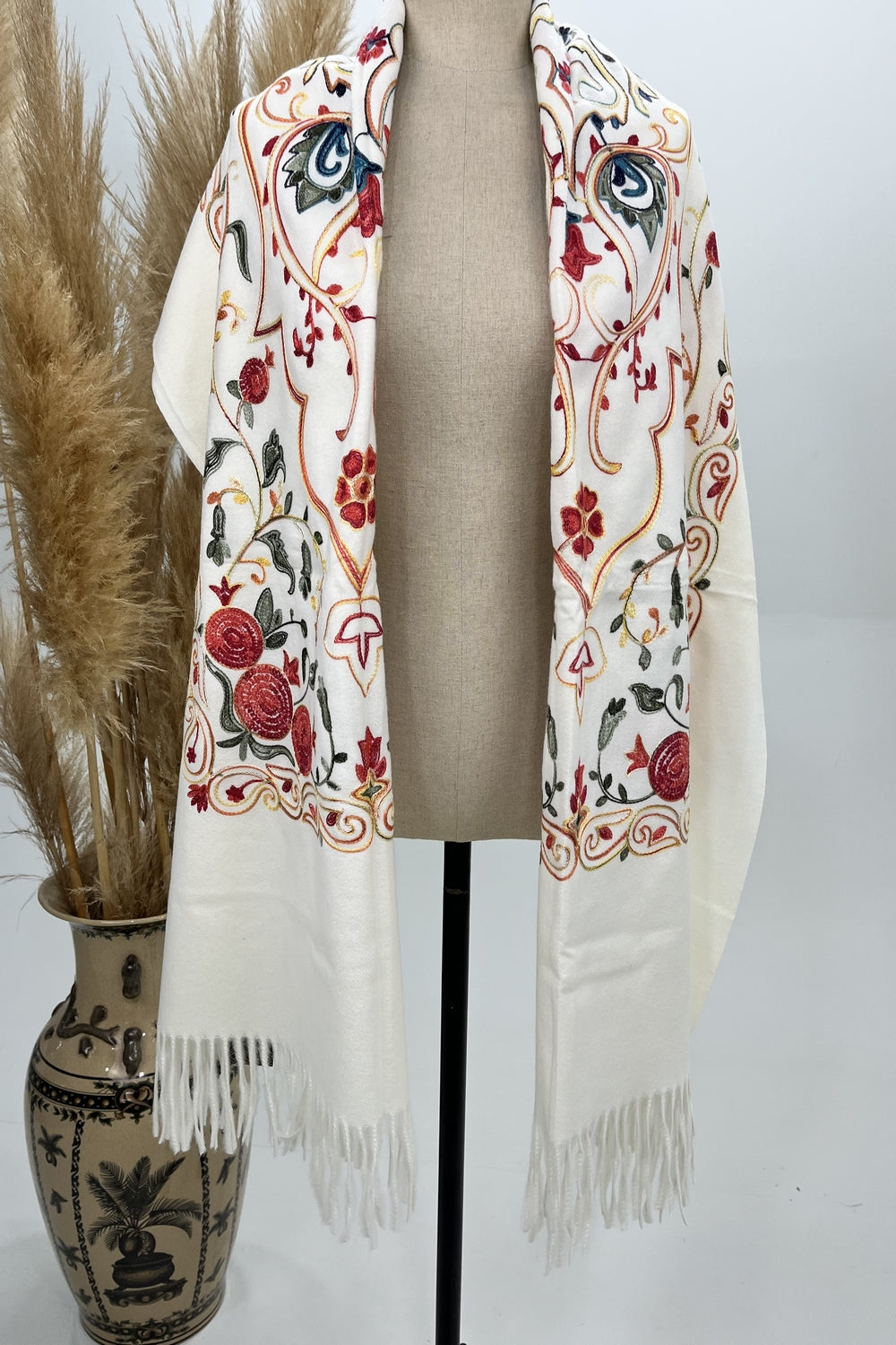 Yacamim Embroidered Off-White Cashmere Scarf #236