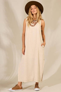 Yacamim D1 Beige Sleeveless Midi Dress with Side Slits and Pockets