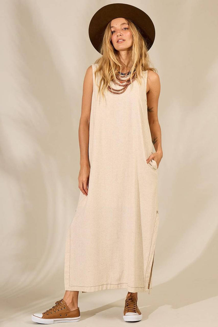 Yacamim D1 Beige Sleeveless Midi Dress with Side Slits and Pockets
