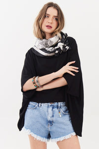 Yacamim B29 Black Off-the-Shoulder Tunic