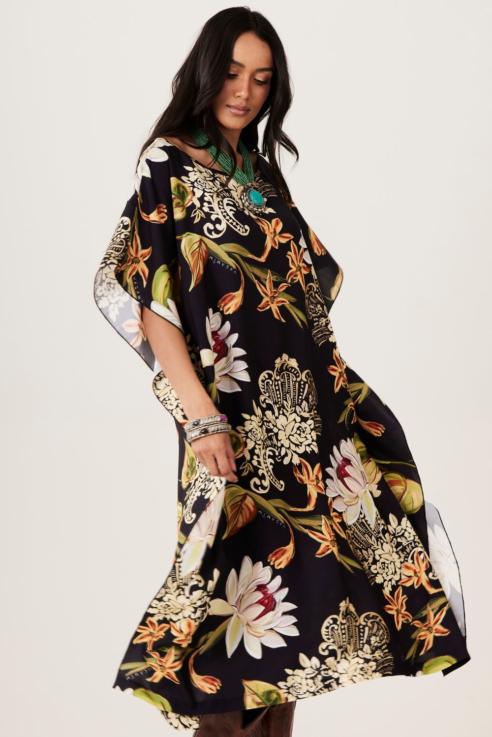 Black Loose Kaftan Floral Print Yacamim J7