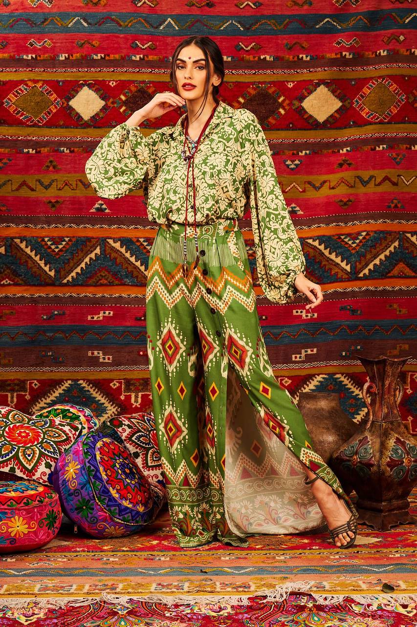 Yacamim Green Printed High-Waisted Palazzo Pants with Pockets