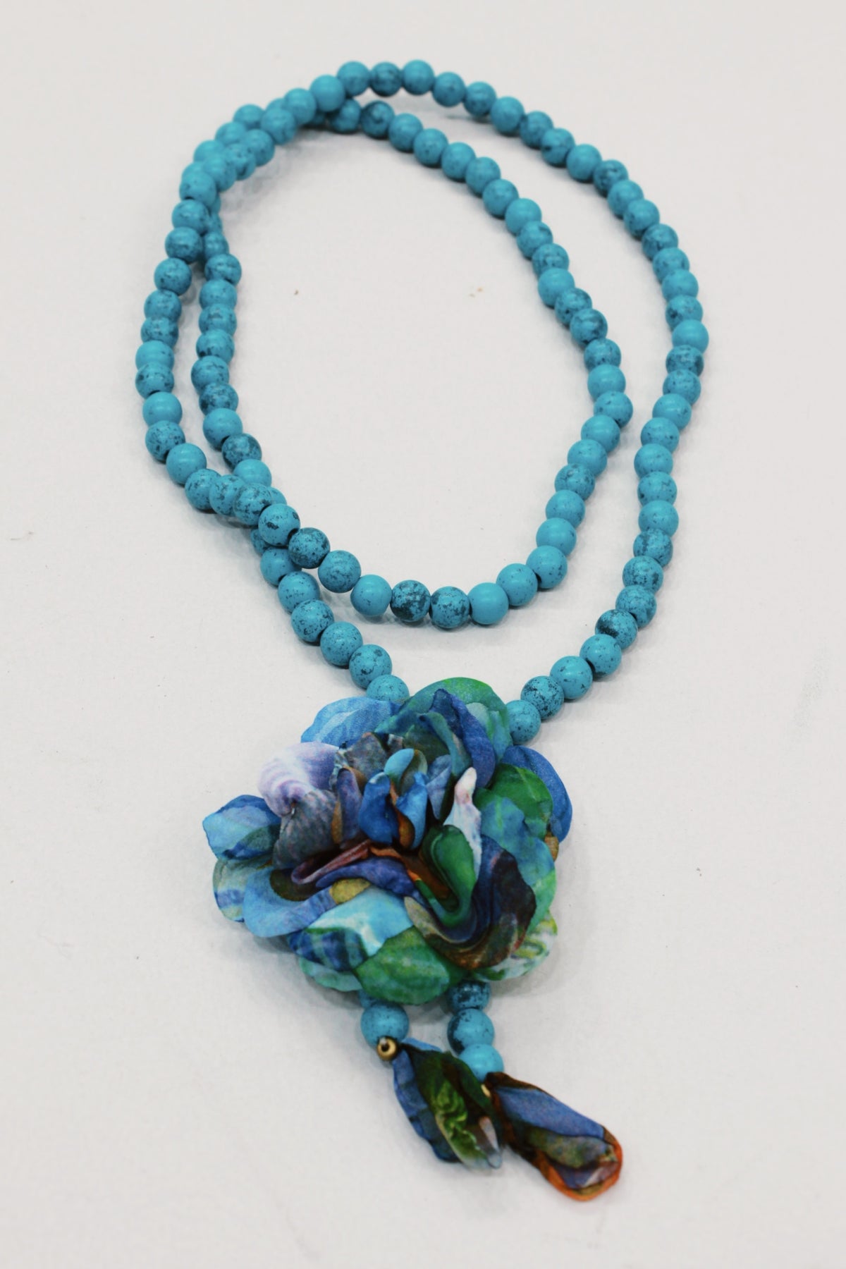 Our Lady Necklace with Turquoise Green Flower Yacamim #595
