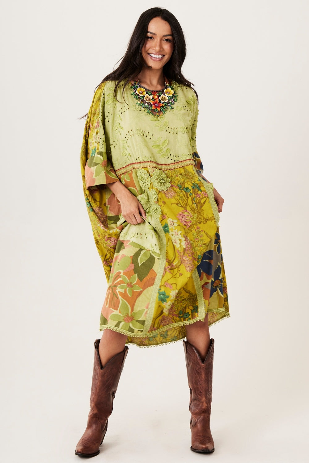 Kaftan Midi Broderie Green Patchwork Yacamim J4
