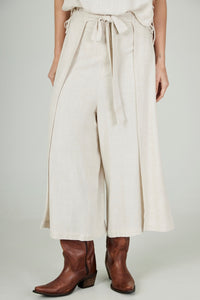 Yacamim Beige Viscose Linen Pantacourt with Overlay G4