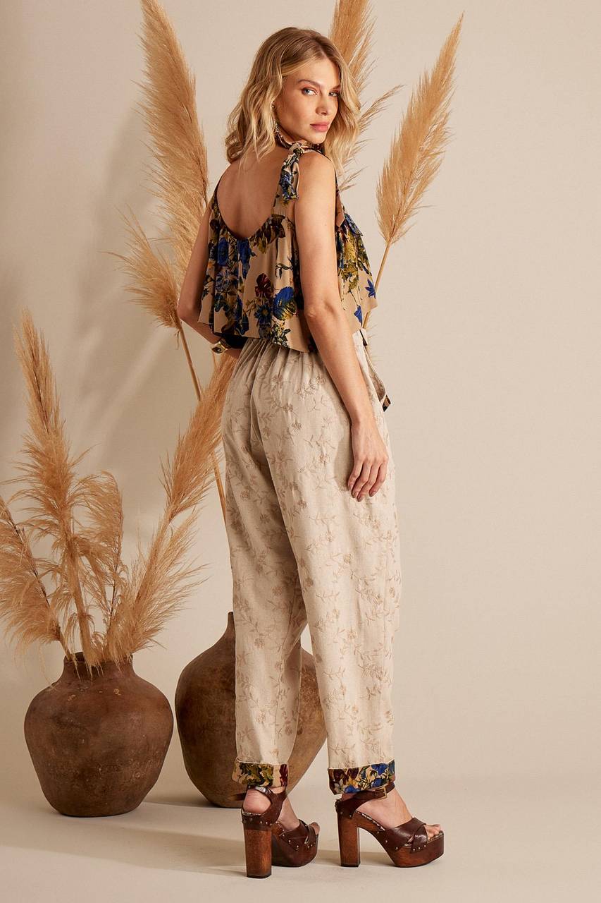 Dark Beige Linen Pantacourt Trousers Yacamim A24