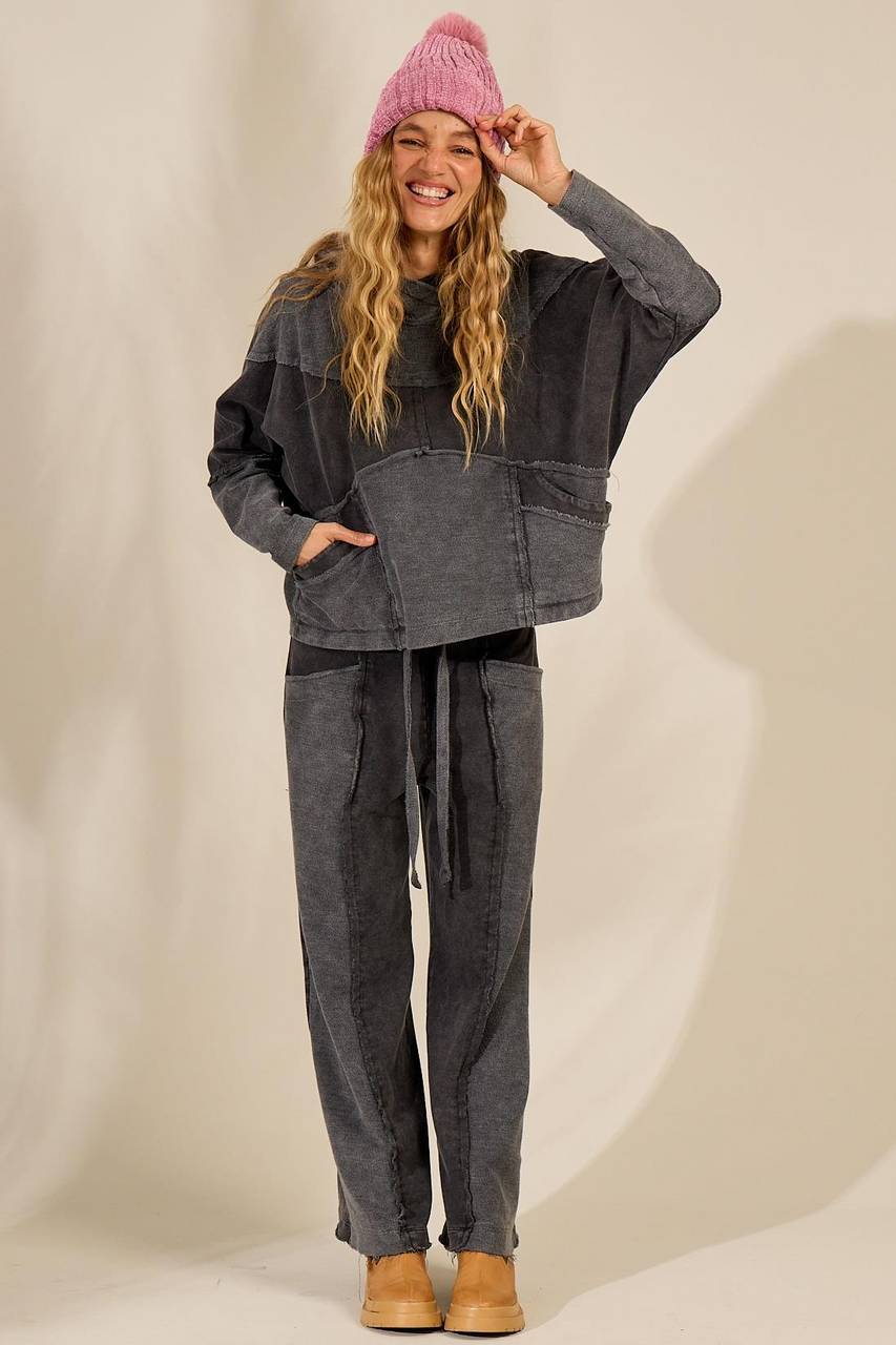 Graphite Yacamim A35 Sweatpants with Drawstring Waist