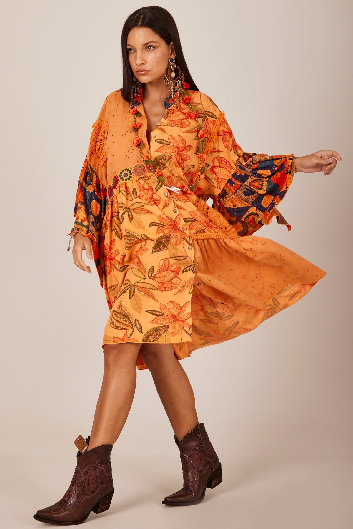 Short Dress with Orange Crochet Details Patchwork Yacamim D13