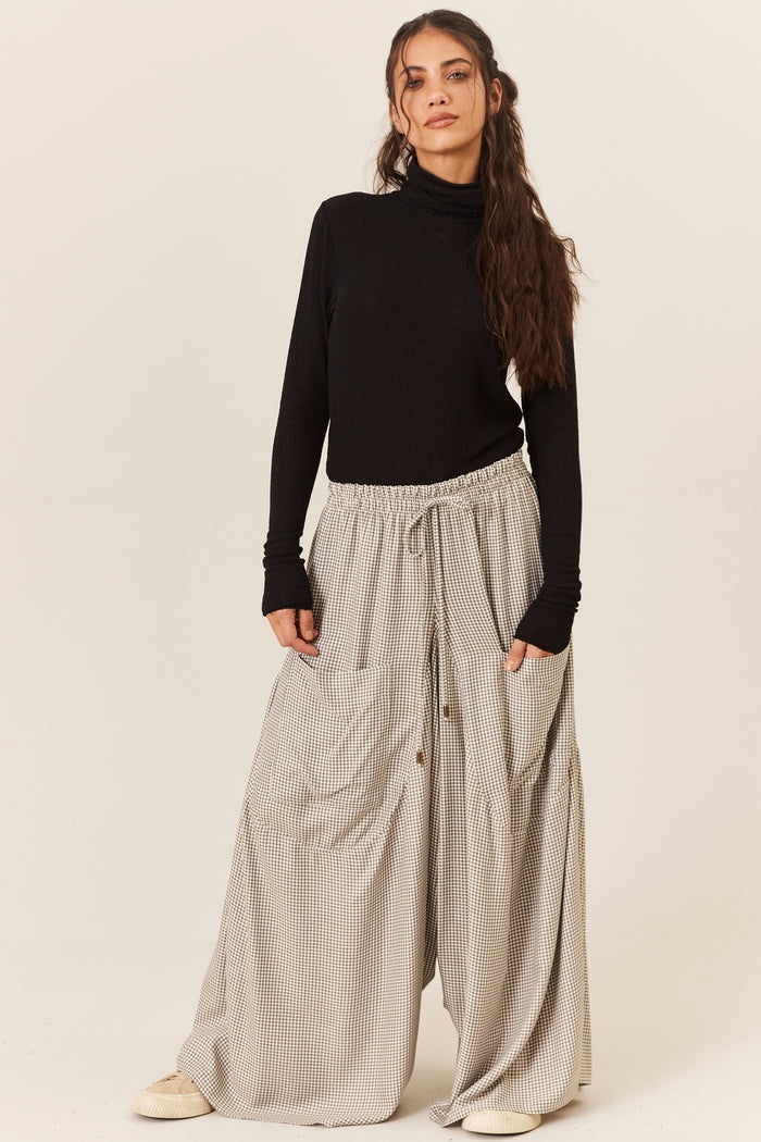 Calça Saruel Xadrez Com Bolsos Yacamim H4