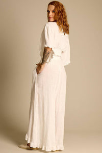 Yacamim White High-Waisted Ruffle Trousers A31