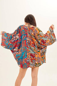 Yacamim Short Kimono with Long Sleeves and Print