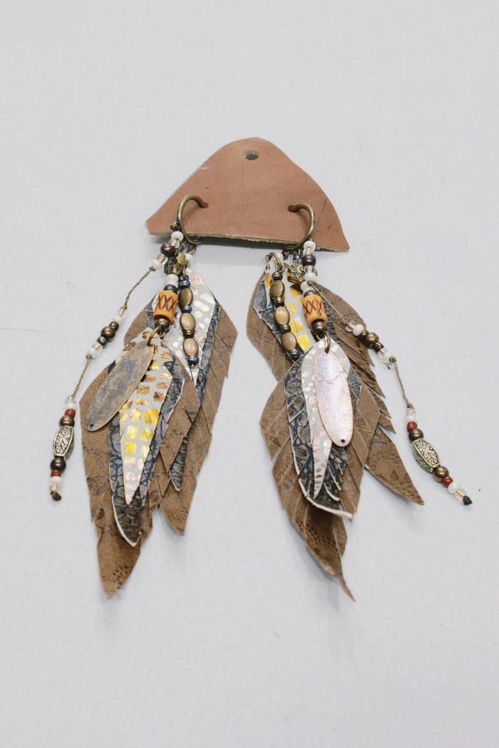 Handmade Leather Earring with Yacamim Beads #660