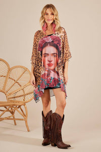 Yacamim Wide Transparent Frida Kahlo Animal Print Robe
