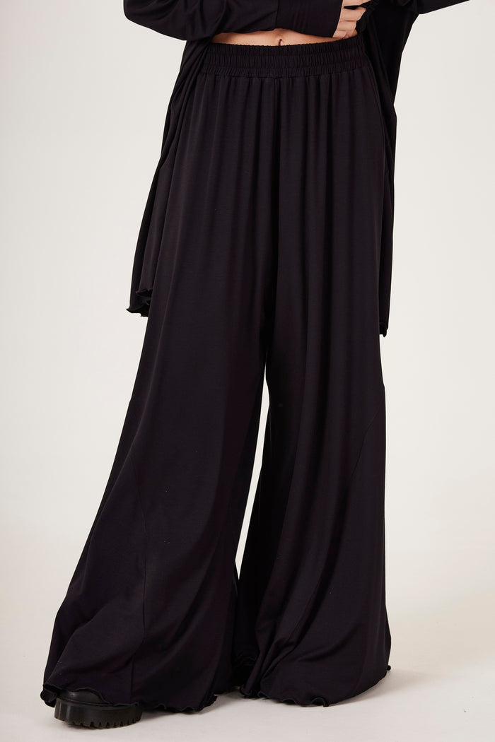 Yacamim Black Palazzo Pants G6 Plain