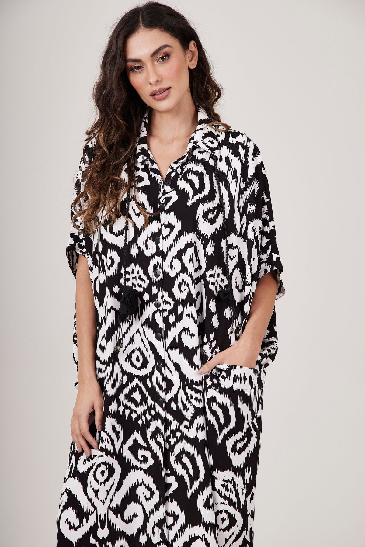 White and Black Printed Midi Shirt Dress Yacamim N9