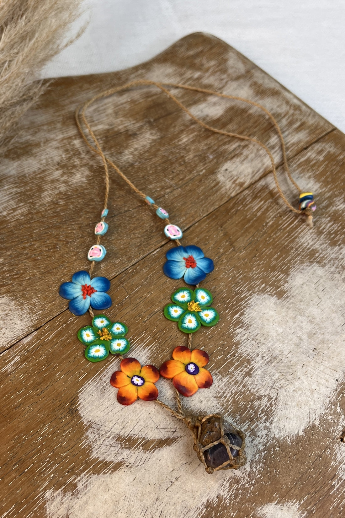 Handmade Fimo Necklace Patua with Macrame and Yacamim Stone #285