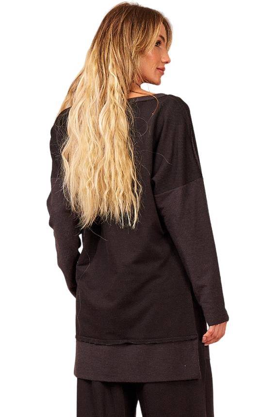 Long Black Yacamim Crew Neck Sweatshirt