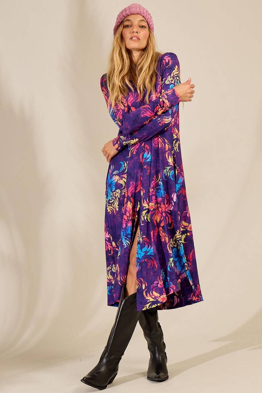 Yacamim Printed Purple Midi Dress with Fitted Long Sleeves
