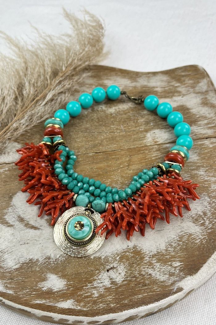Yacamim Green Beaded Necklace with Deer Antlers #87