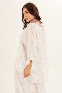 Yacamim Off-White Printed V-Neck Blouse