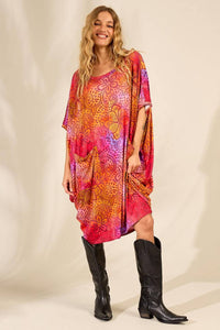 Yacamim Pink Printed Oversized Sweatshirt with Pouch Pocket B7
