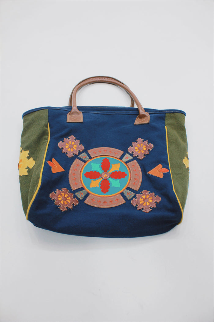 Large Handmade Canvas Bag with Blue and Green Embroidery Yacamim #521