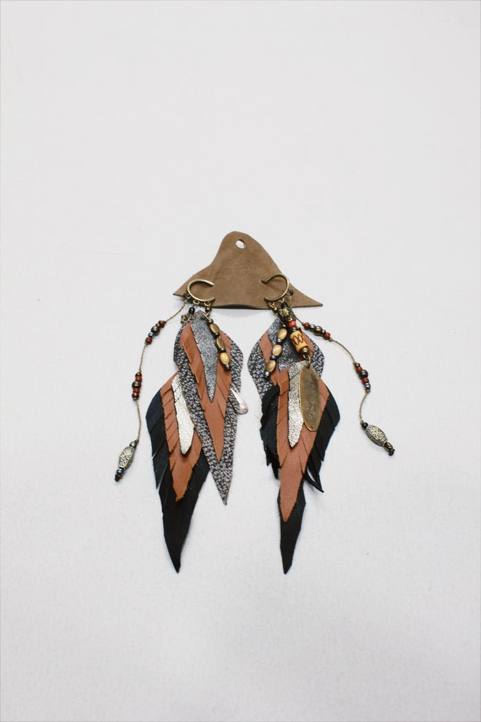 Handmade Leather Earring with Yacamim Beads #657