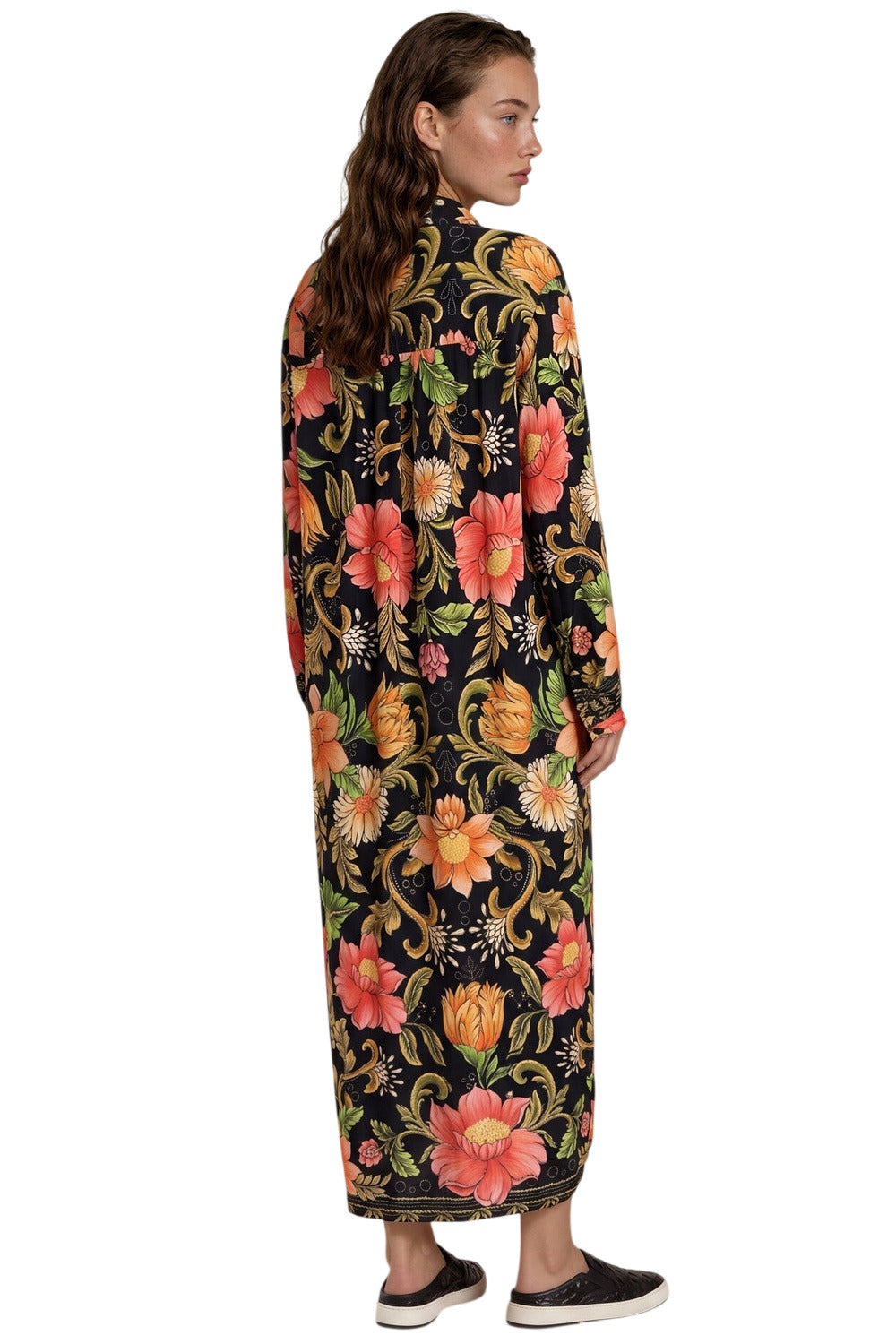 Chemise Ampla Longa Com Botões Pretos Preto Floral Yacamim L7
