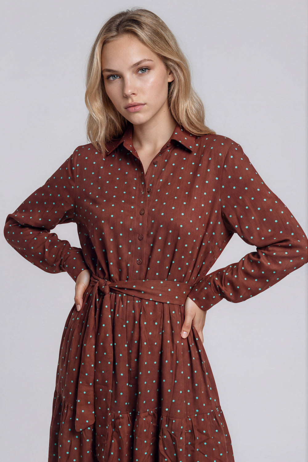 Vestido Longo Com Faixa Para Amarrar Na Cintura Marrom De Poá Yacamim D20