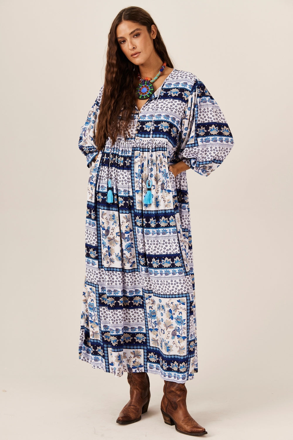 Yacamim C8 Geometric Blue and White Midi Dress
