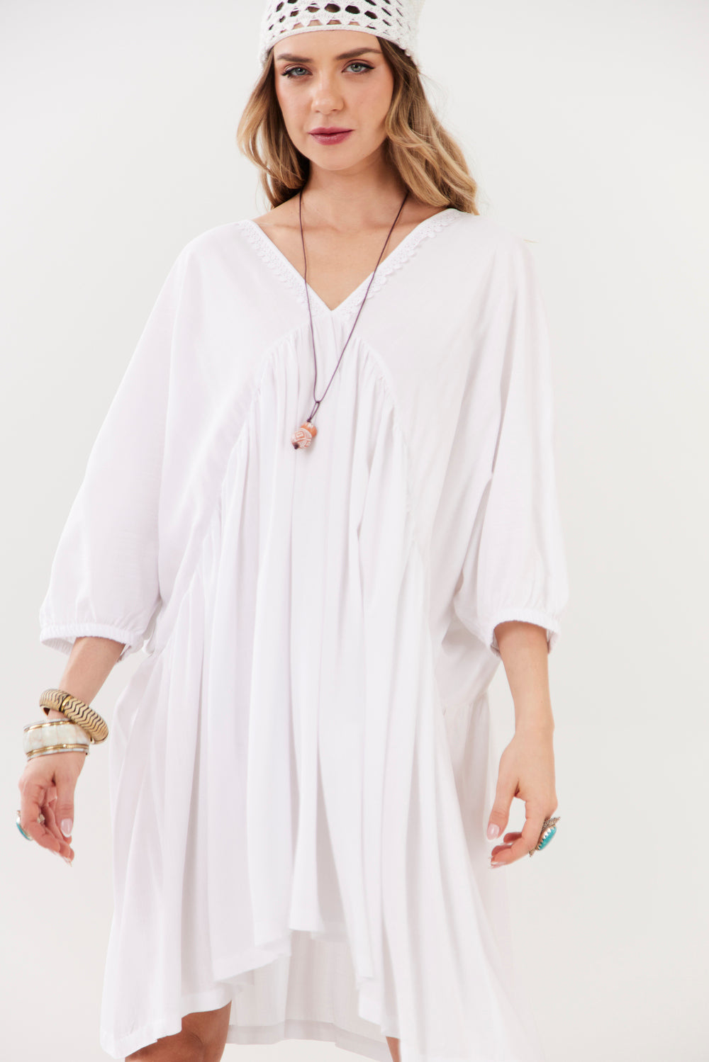 White Yacamim E18 Short Dress with V-Neck