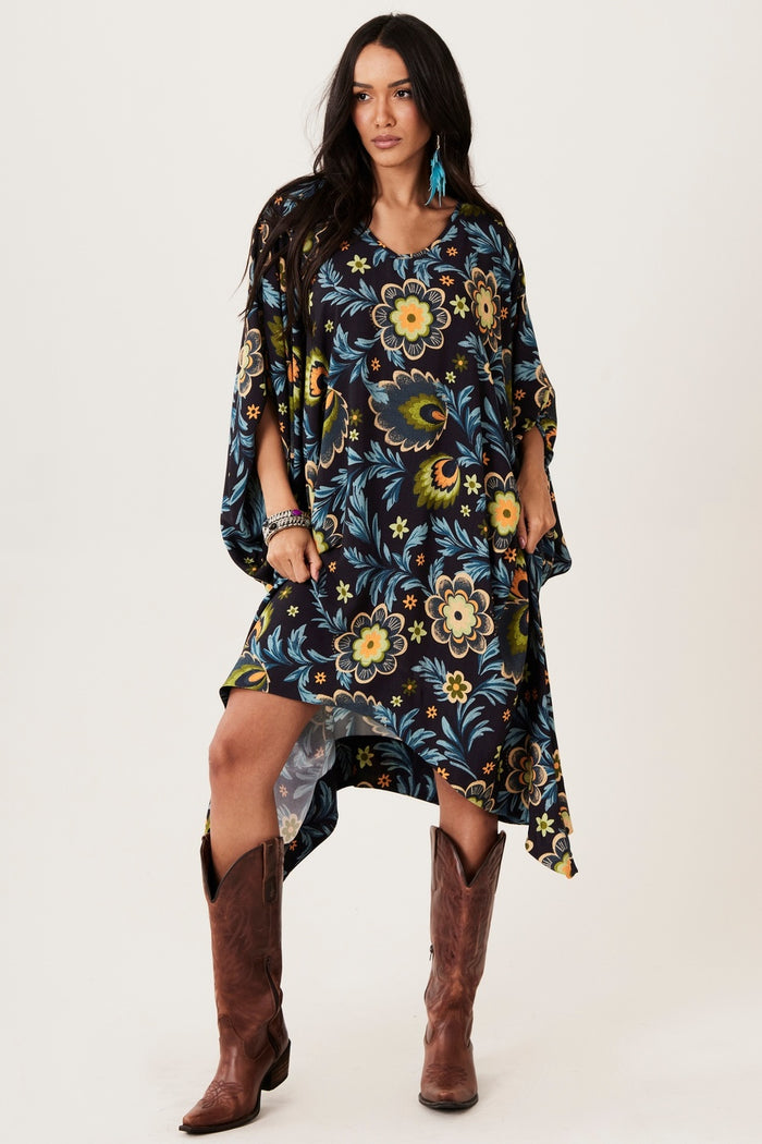 Loose Kaftan with Long Sleeves Black Floral Yacamim I10